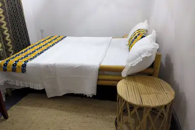 Image de Vip Room located in Lake views and volcanos view