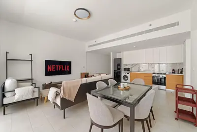Image de Elegant One Bedroom with Beach Access