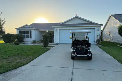 Image de Piper's! On The Golf Course, Across From The Pool!