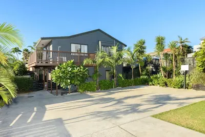 Image de Beach Base - The Mount