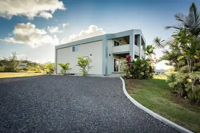 Image de New - Hawaiian Tin Shack