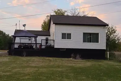 Image de Your Cozy Escape on the Rock River