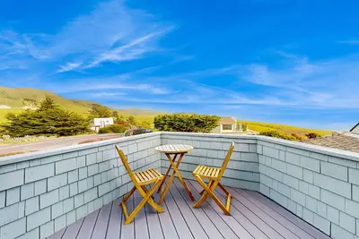 Image de Scenic Bodega Bay Retreat w/Ocean & Valley Views - Dog Friendly + Pvt. Hot Tub