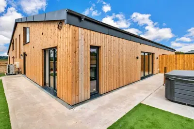 Image de Cottage dans les Cotswolds avec Jacuzzi & Jardin