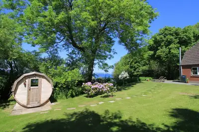 Image de Favorite place by the sea - beach house on MĂĽhlendamm with sea view, garden, oven and