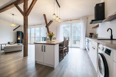 Image de Favorite place by the sea - east barn on MĂĽhlendamm with sea view, stove and sauna