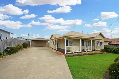 Image de Beautifully restored 1930s gem, perfectly located in the heart of Portland.