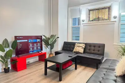 Image de Spacious & Convenient near Nyc