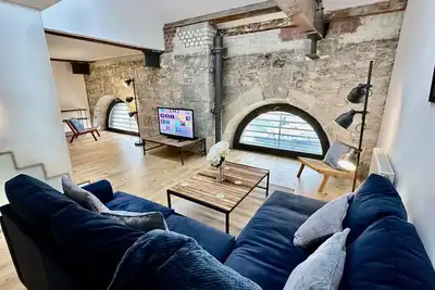 Image de 51 Brewhouse-Appartement-Douche-Vue sur la marina