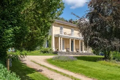 Image de Henge Estate: 9-10 en-suite bedrooms; Stonehenge