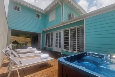 Image de A 2 min de la plage, piscine, jacuzzi et parking inclus en résidence sécurisée!