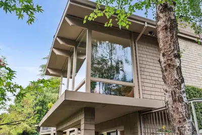 Image de Napa Valley Glass House - Your Sleek Escape Above the Vines!