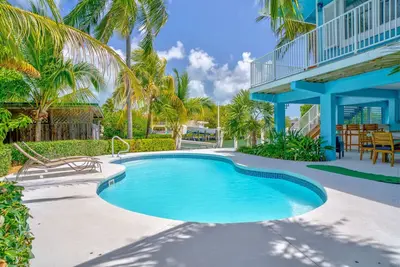 Image de Private Pool, Deep Water Dock, Kayaks, Near Golf