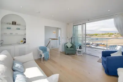 Image de Harbour Strand - sleeps 6 guests in 3 bedrooms