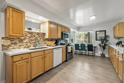 Image de Spacious 4-Br Home w King Bed, Big Yard in La Mesa