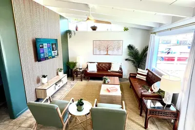 Image de 3-bedroom Mid-Mod home in Fort Smith with King bed, WiFi