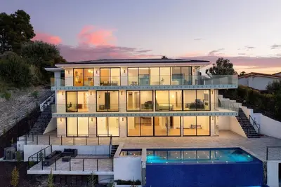 Image de Beautiful Ocean View Property