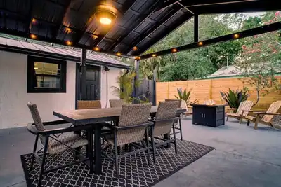 Image de Cozy King Suite | Sebastian 2mi to Wabasso Beach