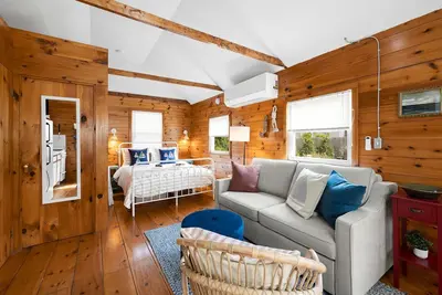Image de Glendon Midship Cottage - 5-Min Walk to Beach