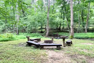 Image de Creekside Cabin-Pet friendly