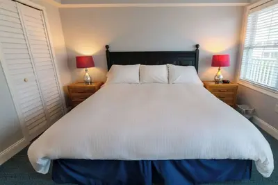 Image de Seaside Serenity | Oceanfront Suites, Pool, Bike Rentals & Wellness Amenities
