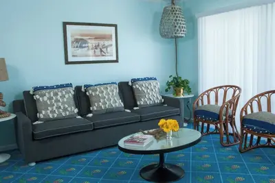 Image de Catch the Waves: Beachside Retreat with Swimming Pool & Outdoor Fun