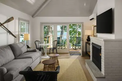 Image de Shelter Island Retreat with Spa Facility, Seasonal Heated Pool & Kayaking