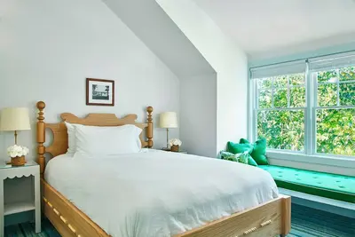 Image de Peaceful Island Stay with Spa, Tennis Court, Seasonal Heated Pool & Watersports