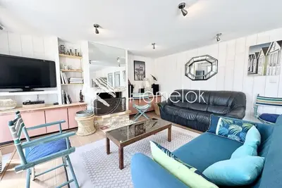 Image de Spacieuse maison au bord des plages