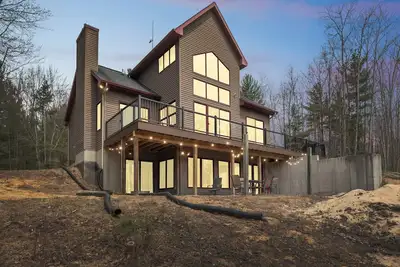 Image de Hidden Creek Hideaway (Sleeps 10) Secluded, Quiet Home - Escape to the Great Outdoors!