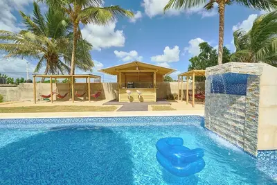 Image de The Patio #10 Bed and Breakfast with Pool