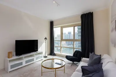 Image de Chic Dubai Marina 1br w/ Pool and Gym