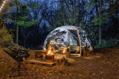 Image de Dells Domes - Small Group Getaway 4 Glamping Domes