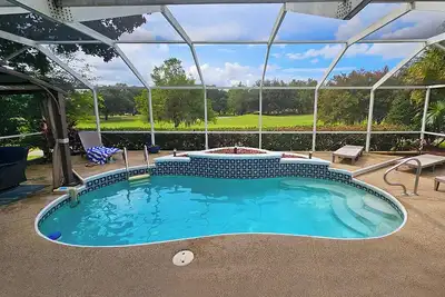Image de You can have it all - Private Pool, Jacuzzi, Golf View, & Golf Cart!