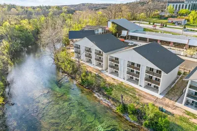 Image de Creekside Condo Near Downtown Branson | Free Show Tickets & Amenities