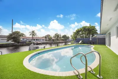 Image de Casa Utopia | Waterfront | Kayaks | Pool