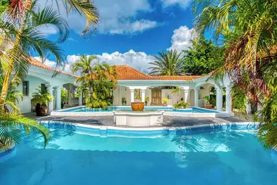Image de Pamplemousse Villa, Terres Basses luxury holiday villas