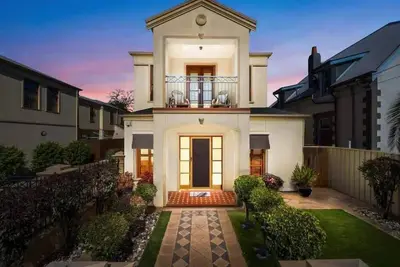 Image de Beach & Bay - Modern Family Stay Glenelg North