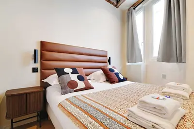 Image de Les Halles - Grands Boulevards Cozy 1br - 4p