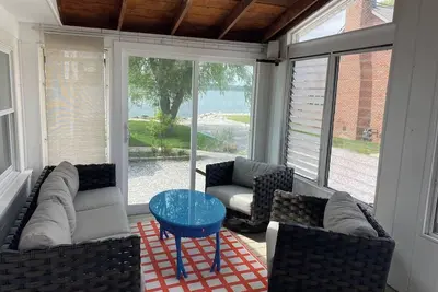 Image de Cedar Point Road Cottage