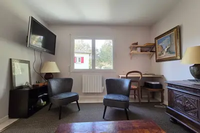 Image de Appartement cosy avec jardin proche plage, parking privé