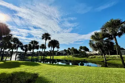 Image de Relaxing lagoon views just steps from the beach! ! !