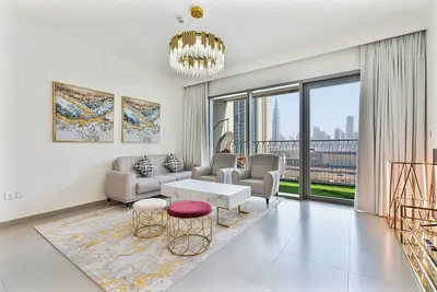 Image de 3br Apt with Burj View from Balcony - Pool & Gym
