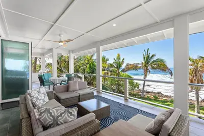 Image de Oceanfront Luxury Dream Estate w/ Dual Kitchens & Panoramic Views