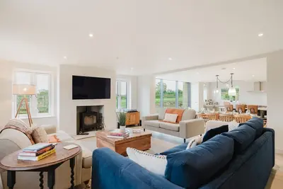 Image de Mulberry Cottage - Stunning 5 Bed in Wiltshire
