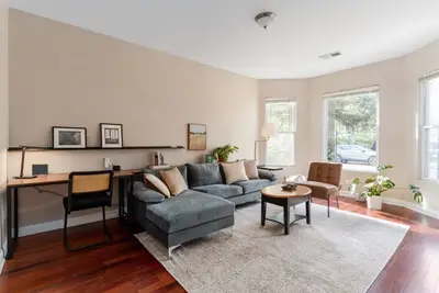 Image de Charming 3br Duplex Apartment W2