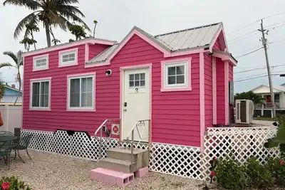 Image de Matlacha Tiny Village - Flamingo