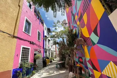 Image de Sustainable 3 Bedroom Home - Casa Vecindad Murales