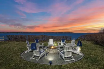 Image de New! Eagles Nest seaside escape near Acadia with private beach, fire pit, Ac