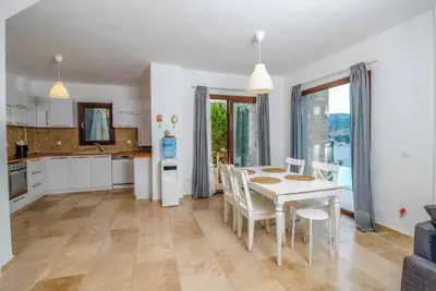 Image de Bv-109 3+1 Duplex Villa with Private Pool in Gündoğan Küçükbük 8